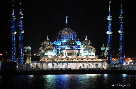 Masjidka-Crystal-ee-Malaysia.