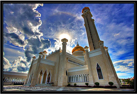 Masjidka-Omar-Cali-Saifudin-Brunei.