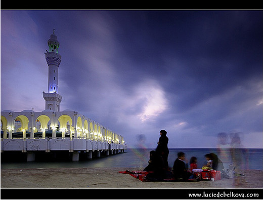 Masjidka-dabaalanaya-subaxa-hore-oo-ku-yaal-Jeddah-Saudi-Arabia
